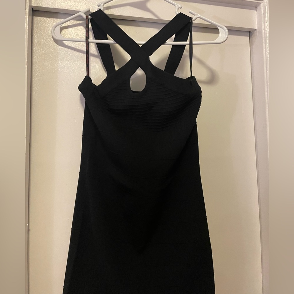 women’s guess mini body con keyhole dress
